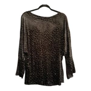 NWOT Boutique Main Strip Dolman Relaxed Fit Burnout Velvet Leopard Top Sz S
